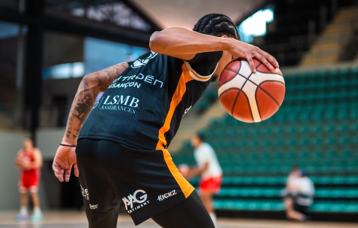  &copy; Comm'on by tiffou