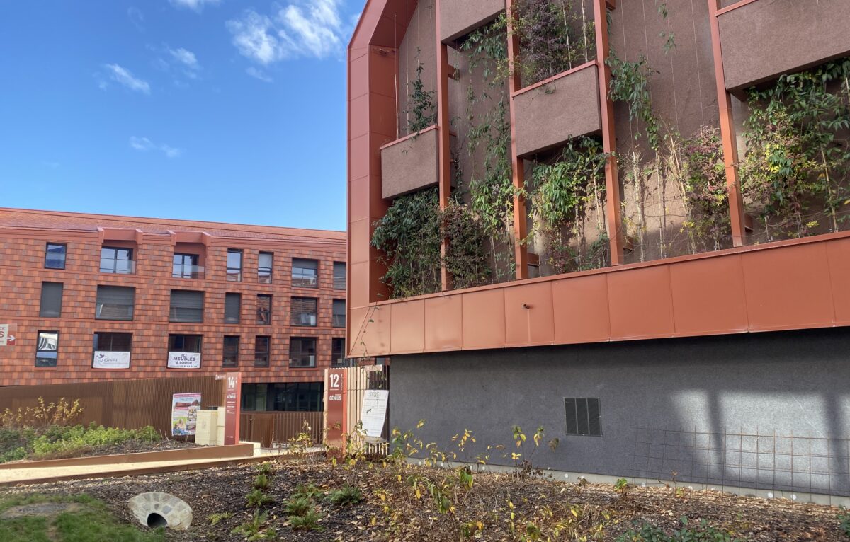  &copy; Hélène Loget