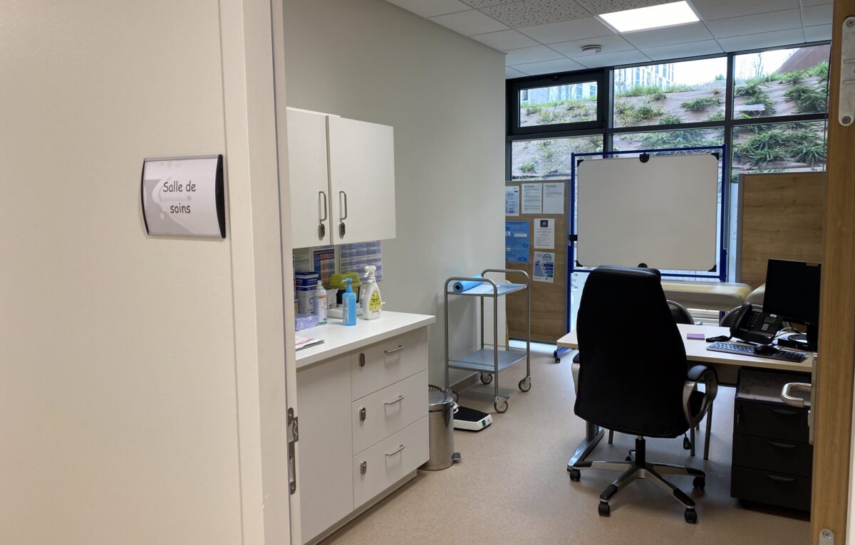  &copy; Hélène Loget