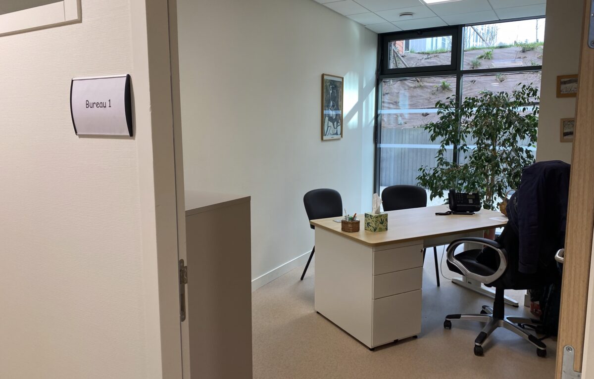  &copy; Hélène Loget