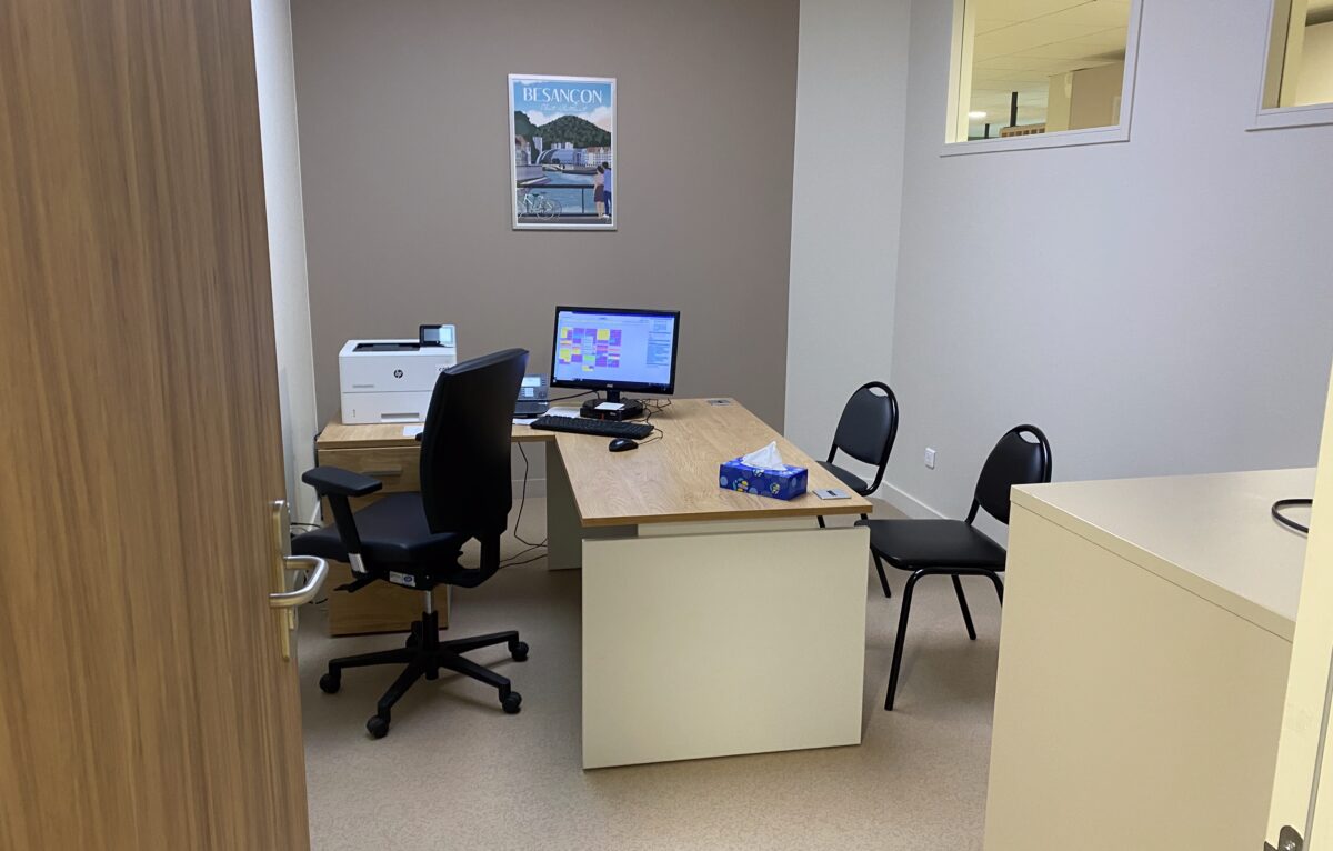  &copy; Hélène Loget