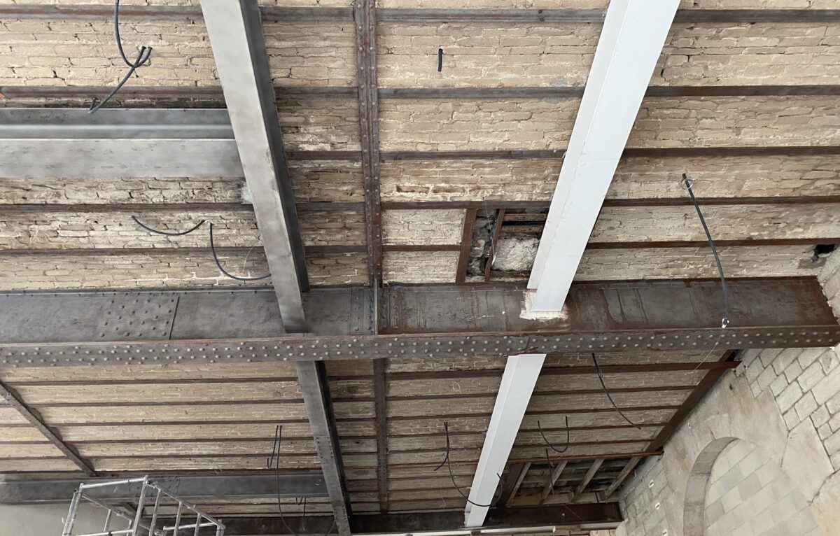  &copy; Hélène Loget