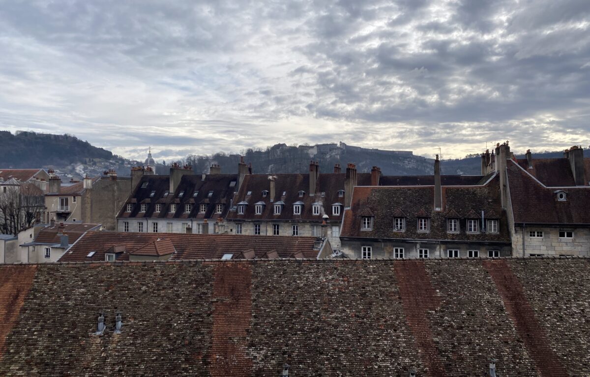  &copy; Hélène Loget