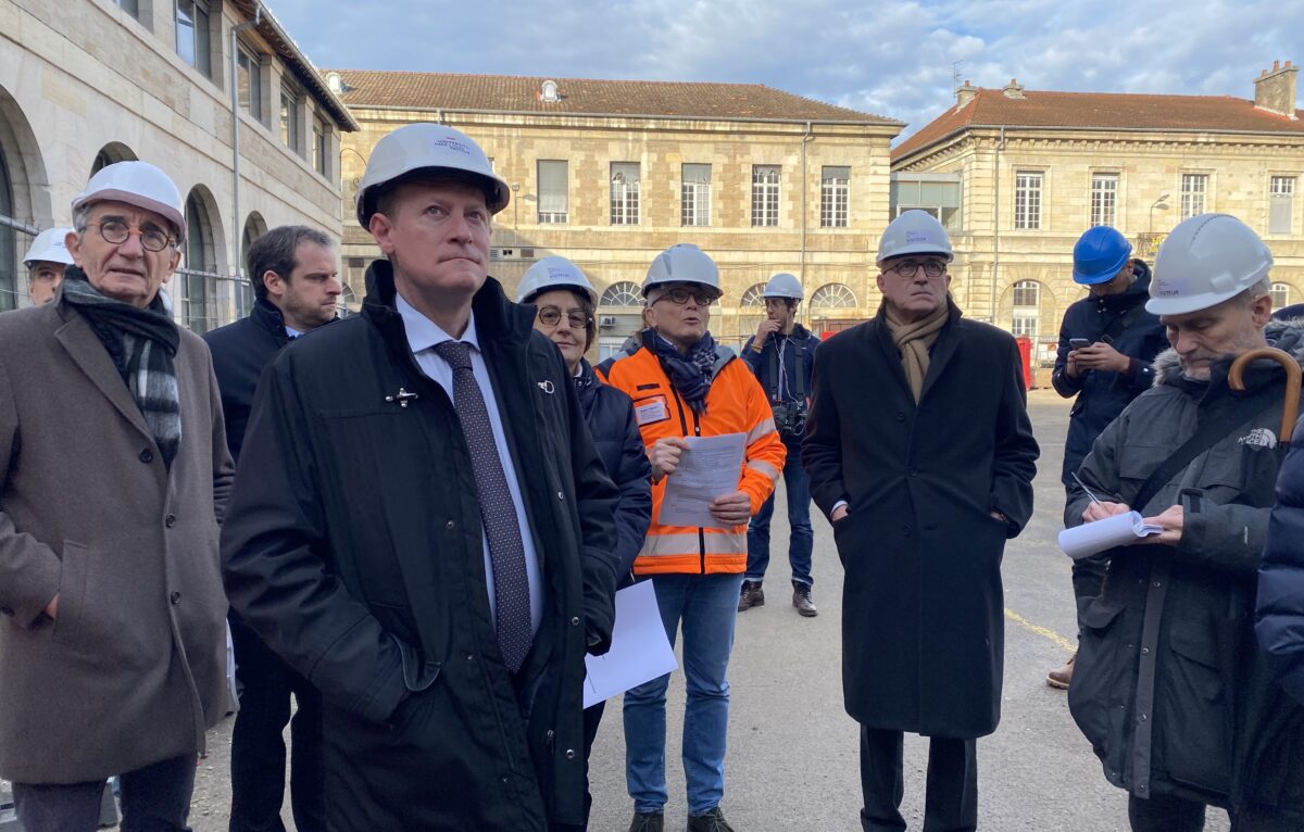  &copy; Hélène Loget