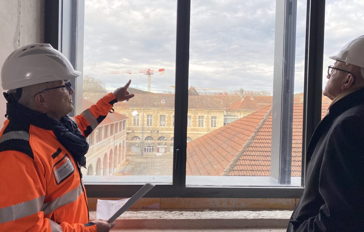  &copy; Hélène Loget