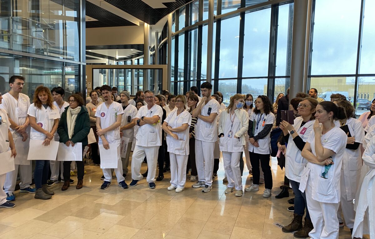  &copy; Hélène Loget