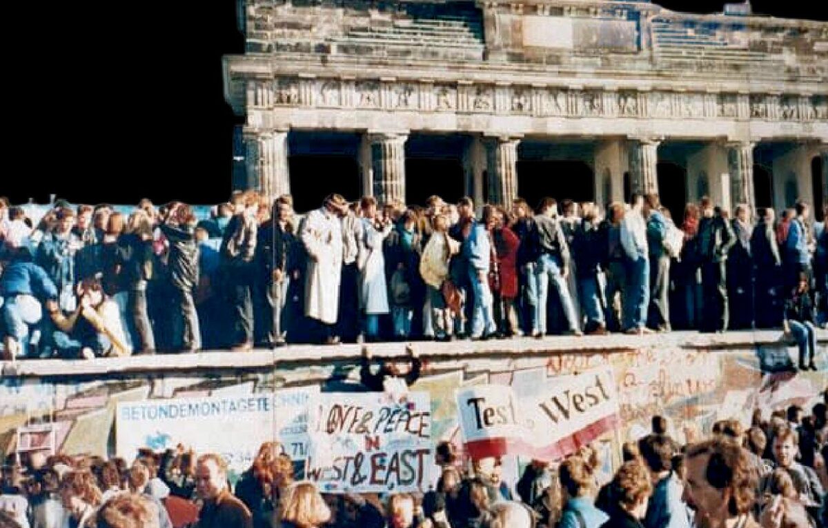  &copy; Maison de l'Europe