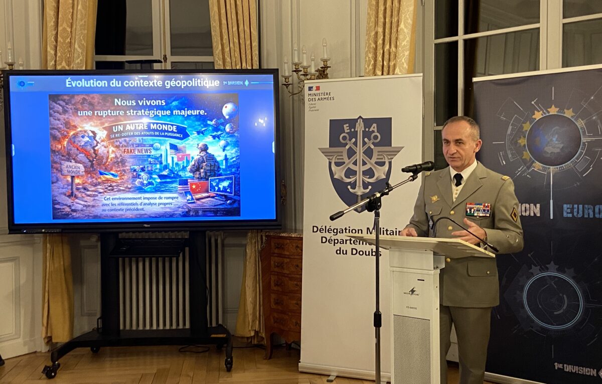 Le General de la 1re Division, Bruno Helluy. &copy; Élodie R.