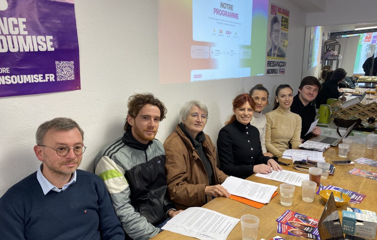  &copy; Hélène Loget