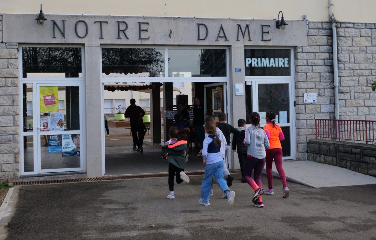  &copy; Ludovic Godard - Institution Notre-Dame Saint-Jean.