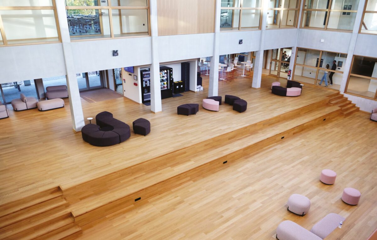  &copy; Ludovic Godard - Institution Notre-Dame Saint-Jean.