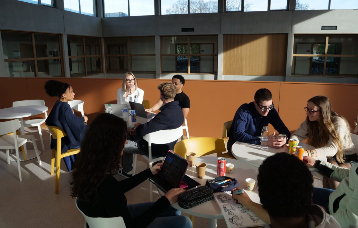  &copy; Ludovic Godard - Institution Notre-Dame Saint-Jean.