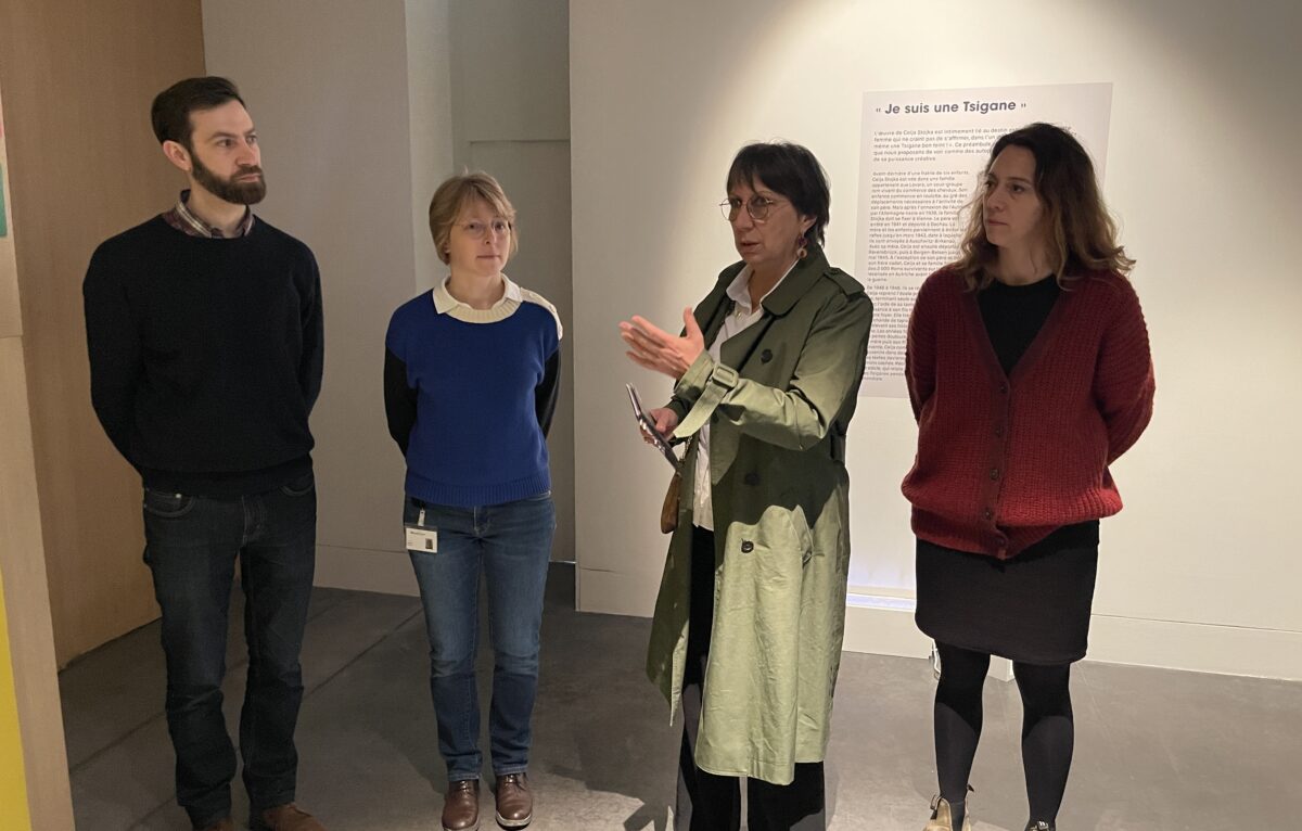 Vincent Briand, conservateur du musée de la Résistance et de la Déportation, Amandine Royer, conservatrice des arts graphiques au musée des Beaux-Arts et d'Archéologie de Besançon, Anne Vignot, maire de Besançon et Aline Chassagne, adjointe chargée de la Culture. &copy; Alexane Alfaro