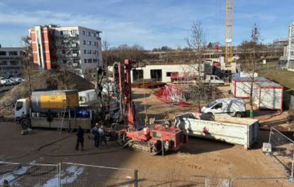 Forages géothermiques en cours sur le site NANO &copy; Aktya - Sedia