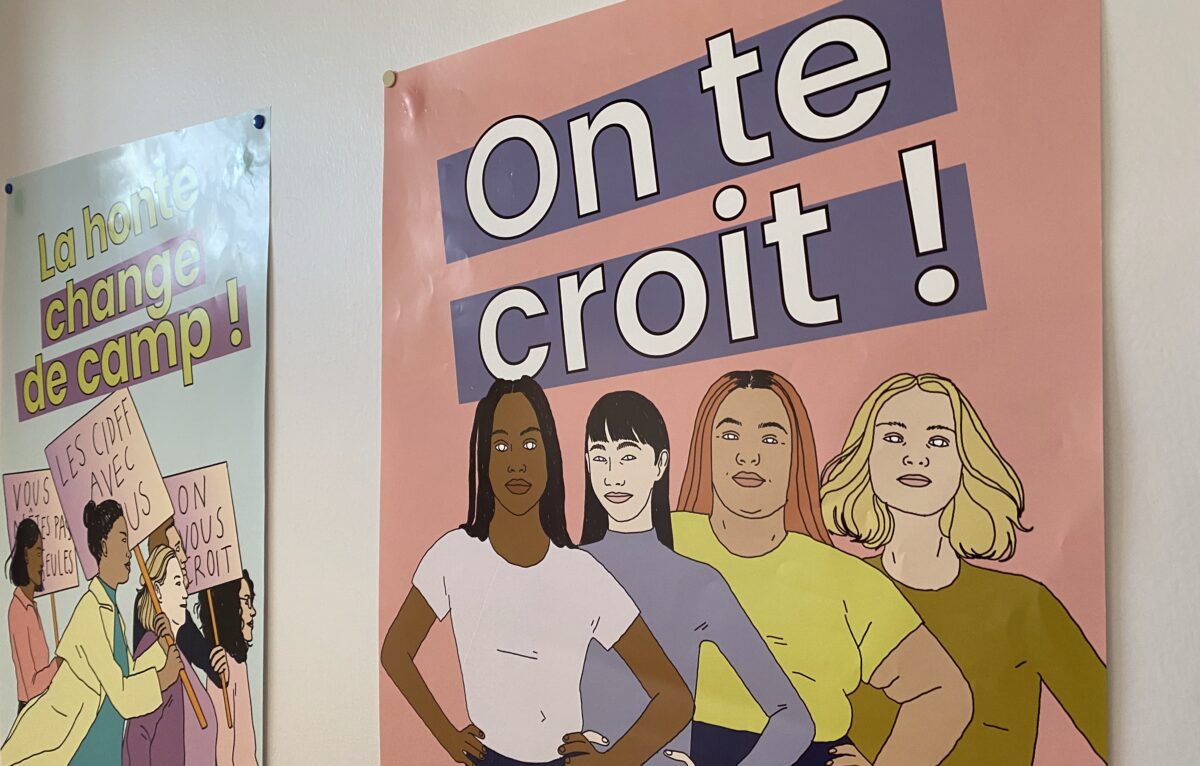  &copy; Hélène Loget