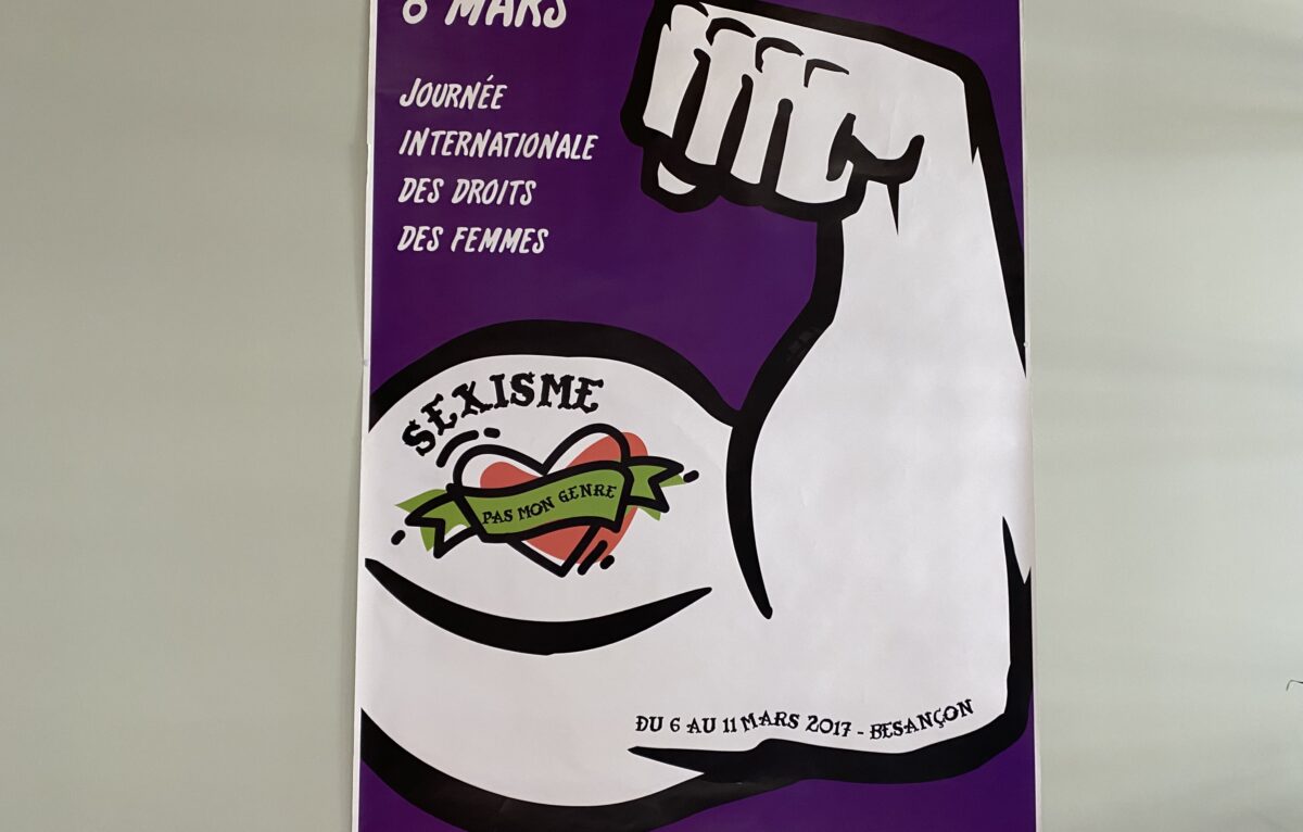  &copy; Hélène Loget