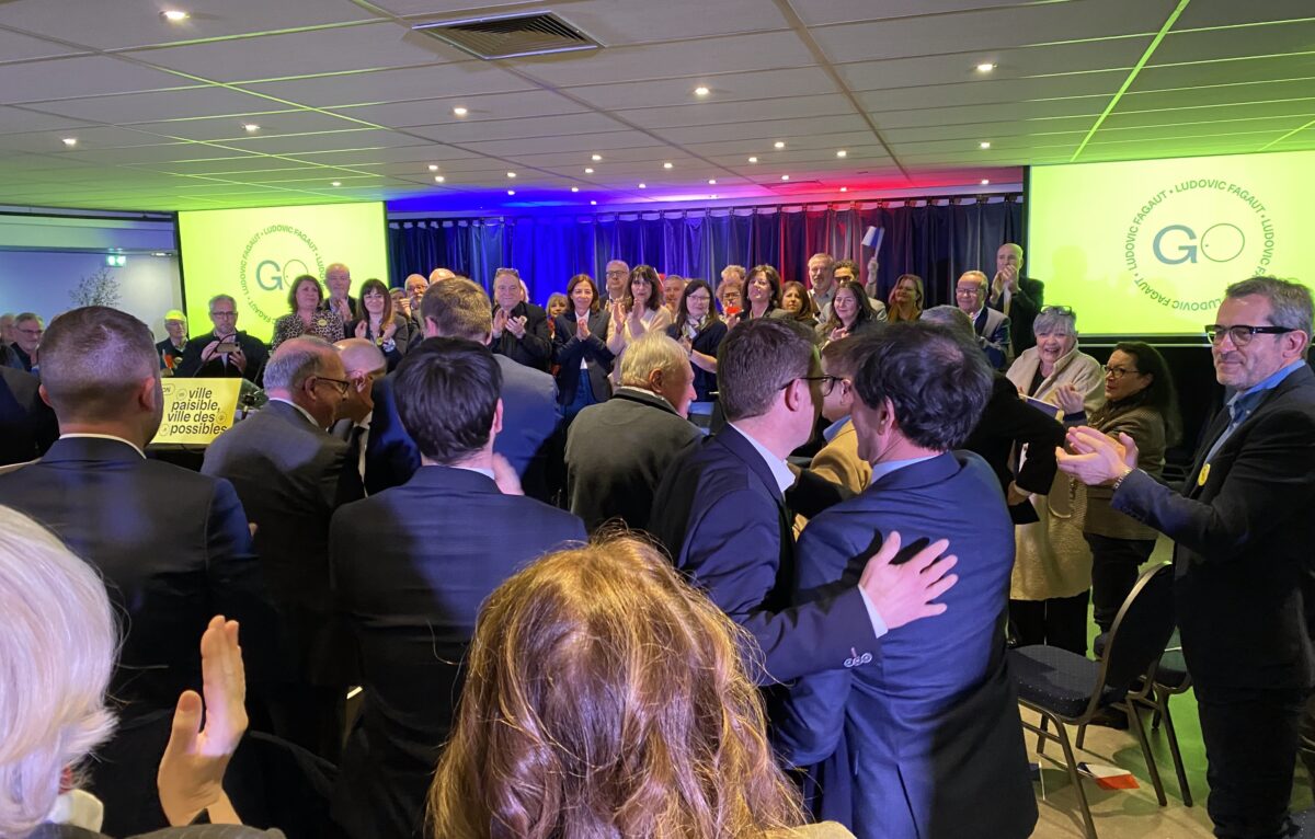  &copy; Hélène Loget