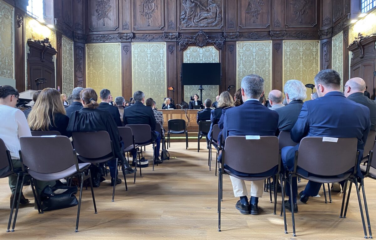  &copy; Hélène Loget