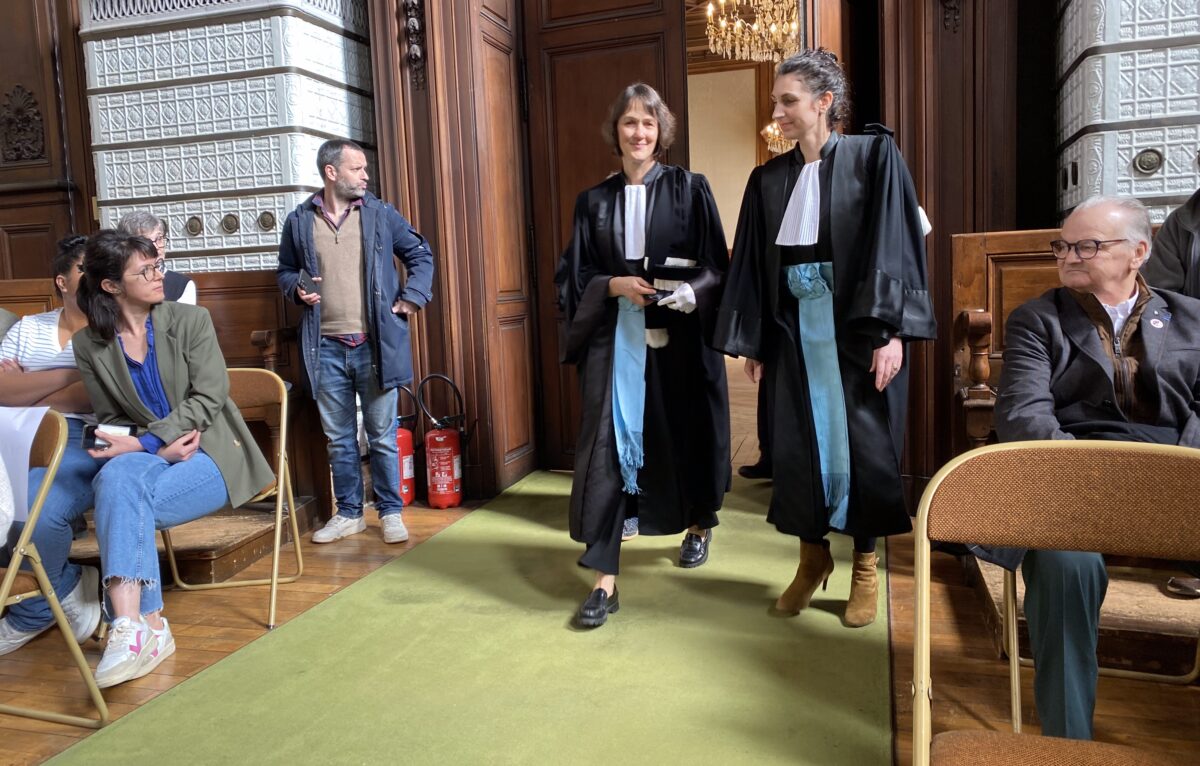  &copy; Hélène Loget