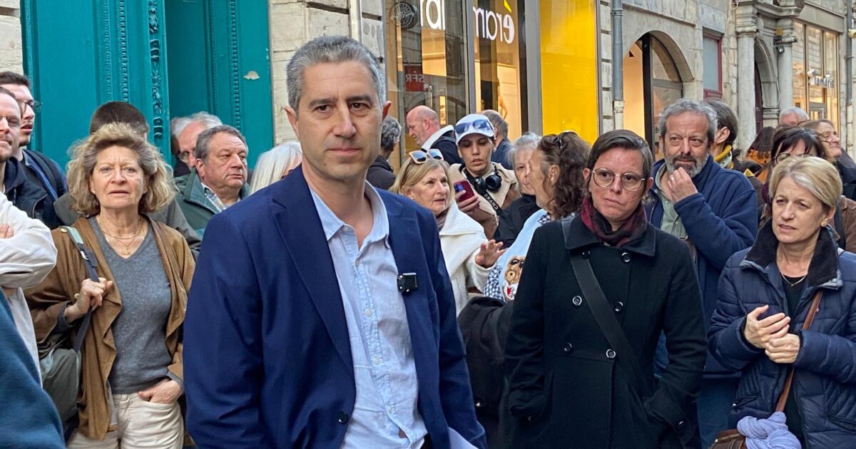 François Ruffin à Vesoul ce mercredi en soutien aux ouvriers de Stellantis • macommune.info