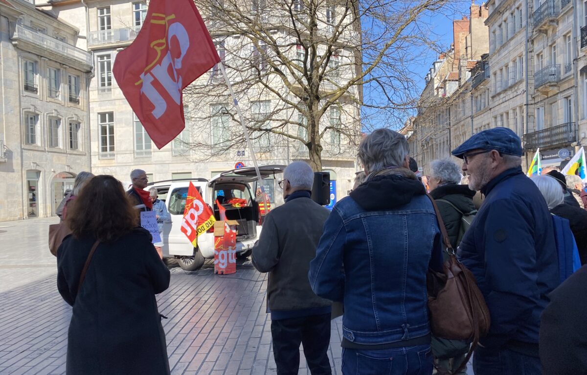  &copy; Hélène Loget