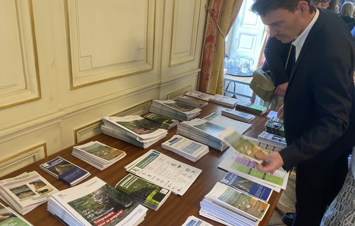  &copy; Hélène Loget