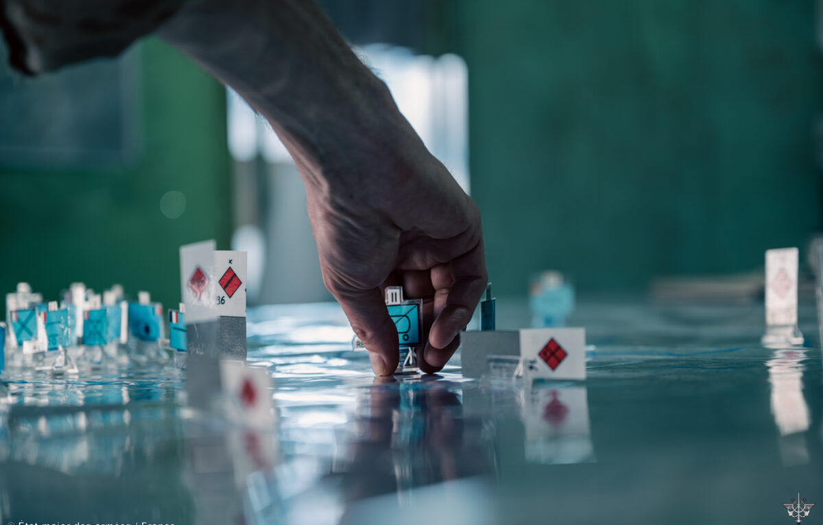 Le 6 avril 2026 à Besançon au quartier RUTY,  se déroulait l'exercice ORION 26 dans lequel la 1re division est engagée, le GDI HELLUY commandant la 1re division dirige l'exercice. &copy; État-major des armées/France