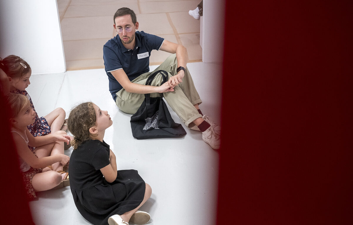  &copy; Nicolas Waltefaugle