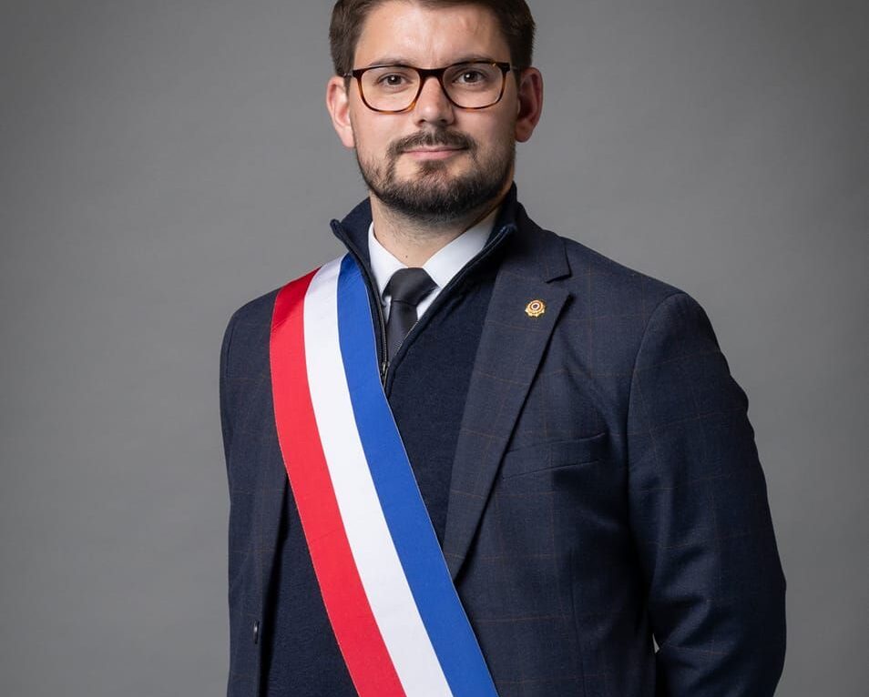  &copy; Page Facebook Antoni Magnin