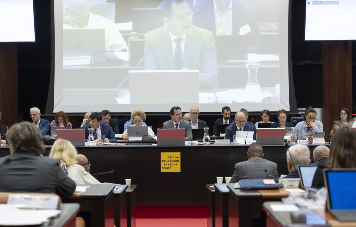  &copy; David Cesbron