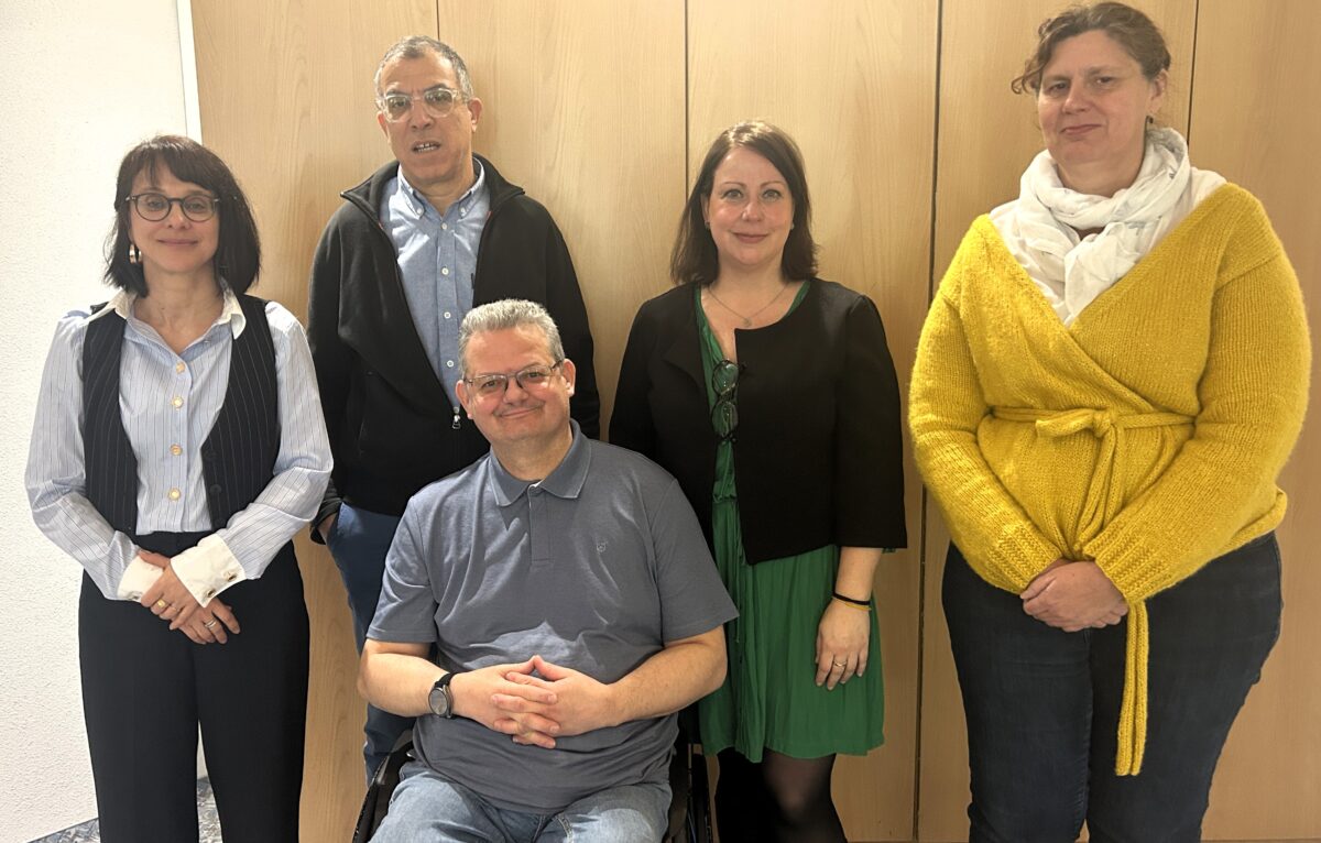 De gauche à droite : Fabienne JACQUEMARD, Joseph LABBACI, Antonio-José SERRA, Laura IBANEZ, Danièle GOUFFON &copy; CPAM du Doubs