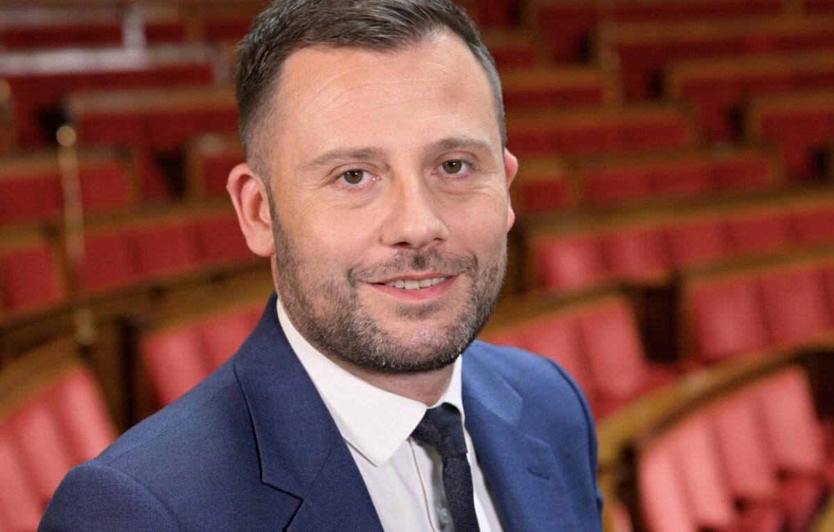 Ian Boucard &copy; Facebook officiel - Ian Boucard