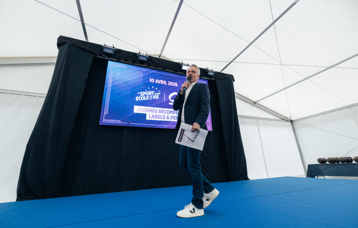  &copy; Fly view Pictures 