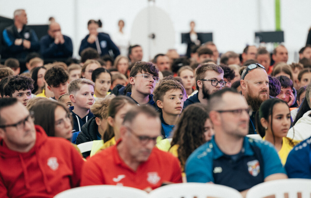  &copy; Fly view Pictures 