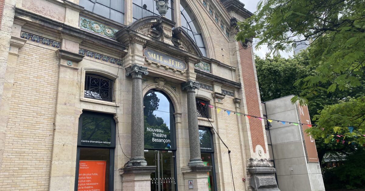 Spectacles inédits, création de décors, concours d’éloquence… un petit tour du côté du Nouveau Théâtre de Besançon • macommune.info