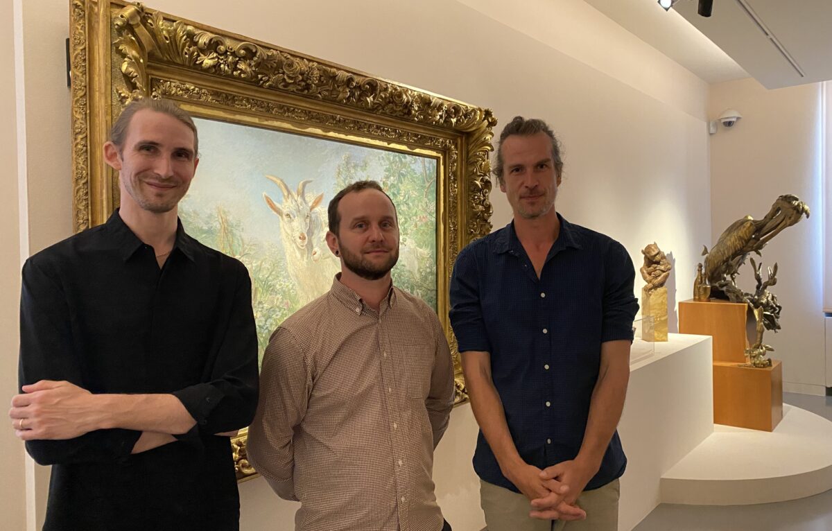 Benjamin Foudral, conservateur et directeur du pôle Courbet, Thierry Laugée, professeur d’histoire de l’art (université de Nantes), et Olivier Vayron, historien de l’art. 
 &copy; Hélène Loget