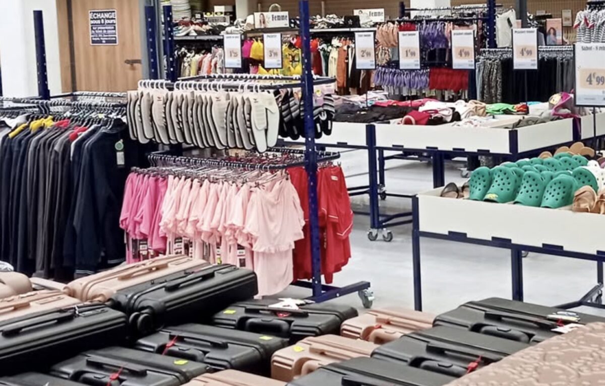 Magasin Noz (image du magasin de Saint-Berthevin) &copy; Noz