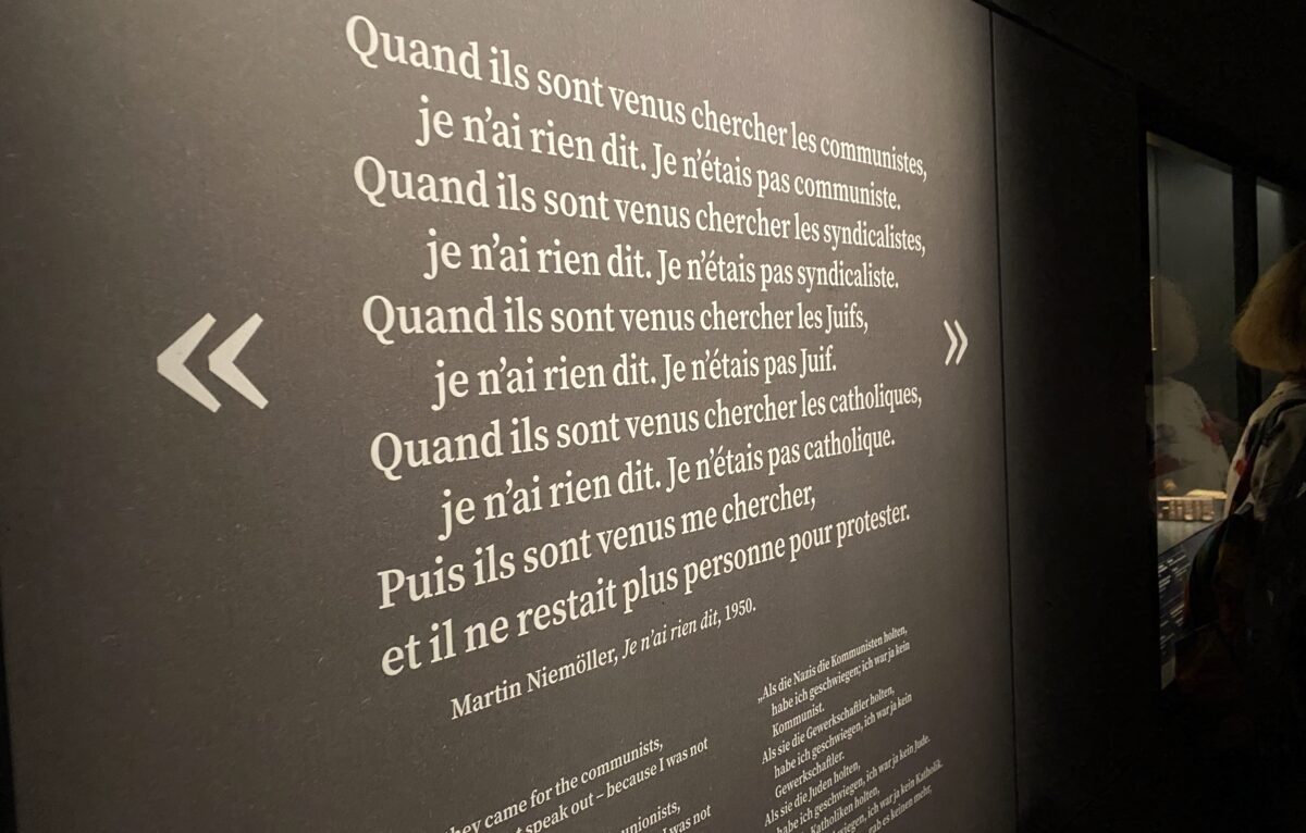  &copy; Hélène Loget