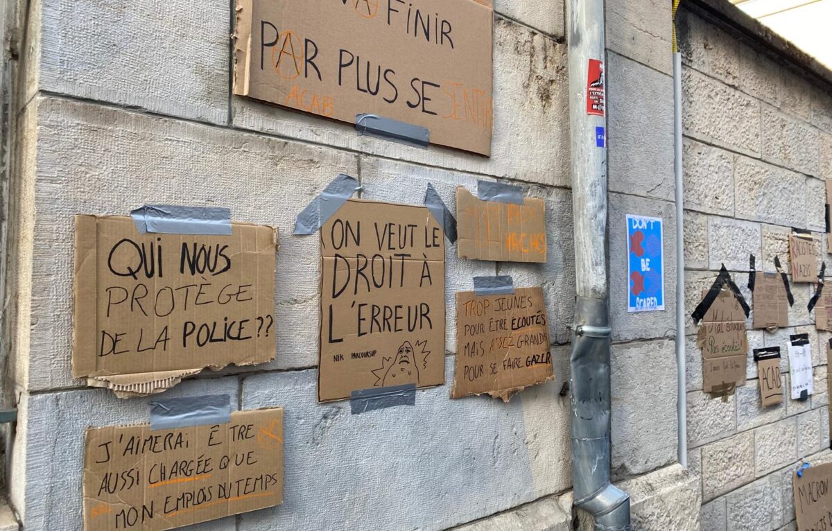  &copy; Hélène Loget