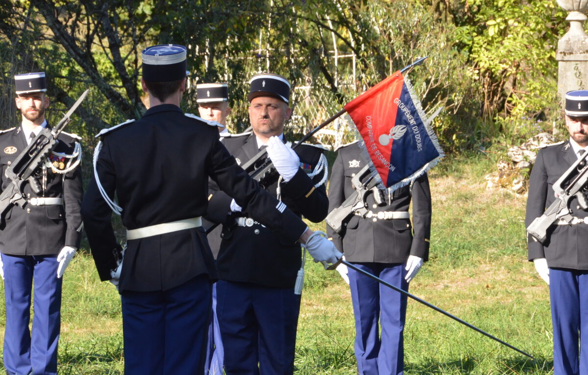  &copy; Élodie R.